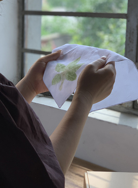 非遗古法植物拓印敲染古法制作