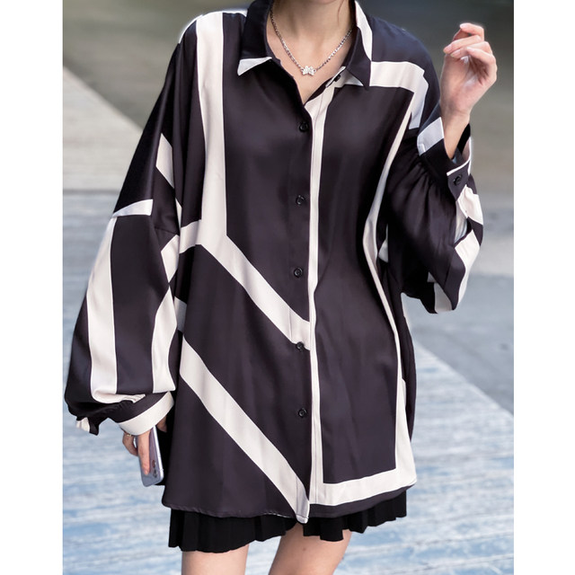 Hong Kong style fashionable street pattern fabric long-sleeved shirt