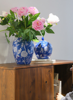 新中式陶瓷花瓶青花瓷级感水培插花器玄关摆件蝶戏牡丹纹储物罐