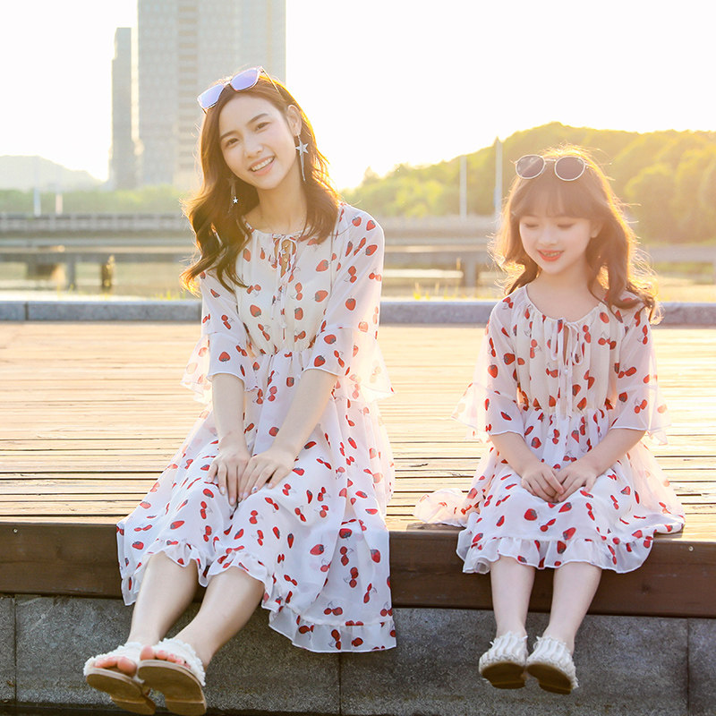 亲子装夏款2020母女雪纺洋气长裙 铃铃铛亲子装/亲子时装