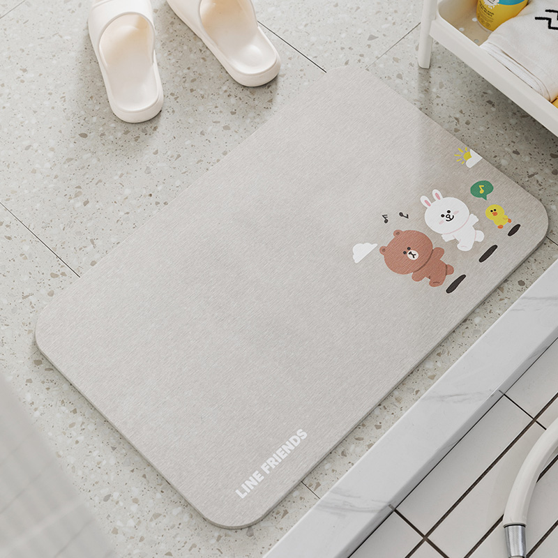LINE FRIENDS硅藻泥硅藻土浴室强吸水地垫脚垫卫生间防滑速干垫
