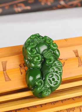 玉石匠新疆和田玉碧玉招财貔貅吊坠霸气男女款菠菜绿皮丘玉坠项链