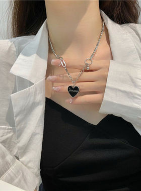嘻哈项链男女黑色爱心锁骨链百搭毛衣链个性冷淡风网红钛钢朋克潮