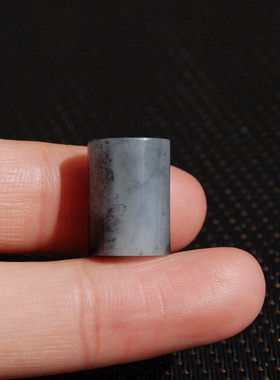 10mm勒子顶珠挂坠新疆和田玉籽料