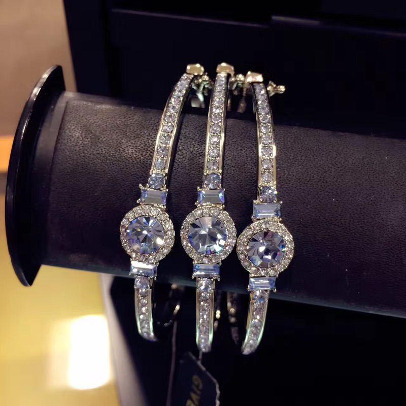 givenchy /纪梵希 3H2O海外手镯