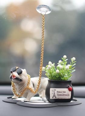 车载网红恶霸犬汽车中控台个性创意社会狗装饰用品车内车上小摆件