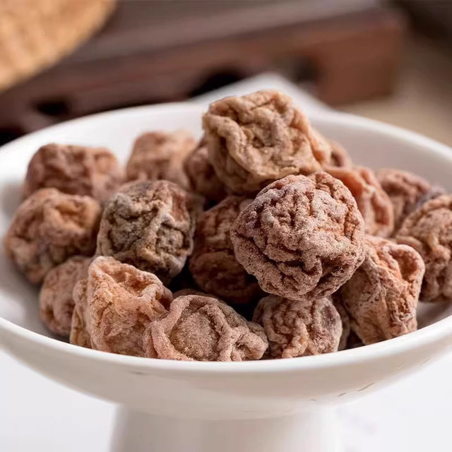 Dayang licorice and dried plums. Taiyang Jiuzhi. Plum soaked in water. Delicious office snacks. Leisure snacks.