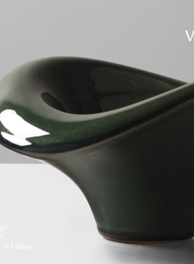 简约现代墨绿陶瓷收纳果盘摆件