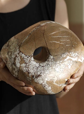 侘寂风几何穿孔大理石摆件