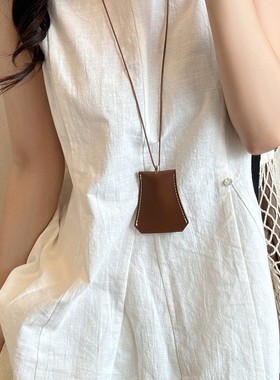 长款挂脖磁吸皮革墨镜挂绳项链女便携抽拉眼镜夹收纳毛衣链配饰品