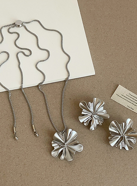 设计感哑银色褶皱荷叶抽拉长款项链耳钉女轻奢气质时尚颈链锁骨链