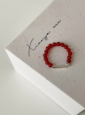 轻奢高级感红玛瑙串珠弹力戒指女个性优雅精致时尚百搭指环戒子