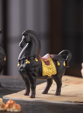 陶瓷红色马摆件创意马上有钱家居客厅办公室桌面装饰小号招财唐马