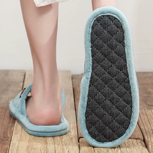 Новые волосатые христаллические бархатные дно -тапочки соединяют мужские и женские домашние домашние хозяйственные домохозяйства в тихом этаже весны, и осень и зима можно вымыть