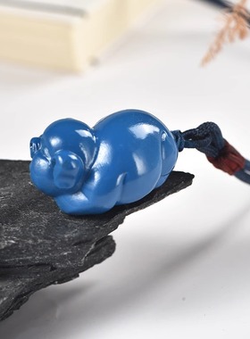 蓝色木雕猪吊坠挂件实木十二生肖木头猪吉祥物挂件木质装饰工艺品