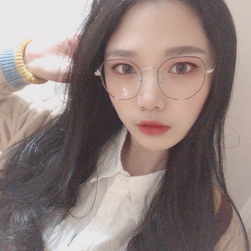 Anti radiation myopia glasses women's net red power anti blue light eye frame men's eye protection flat lens Korean fashion eyes