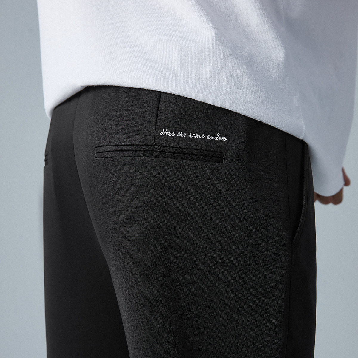 太平鸟男装2020夏九分薄款休闲裤 太平鸟男装outlets店休闲裤