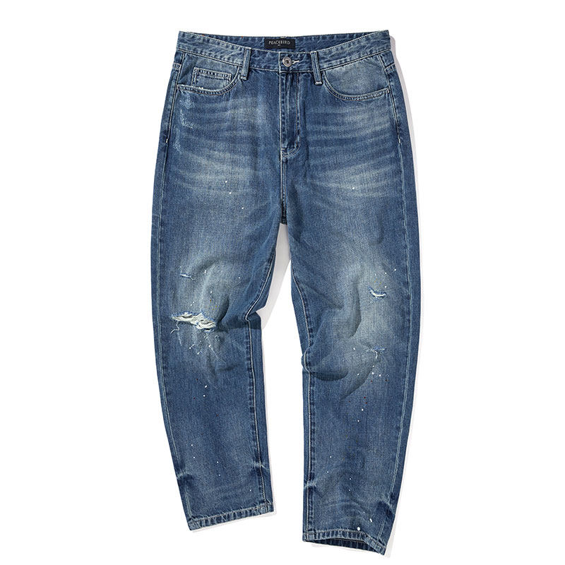 太平鸟男装outlets店牛仔裤