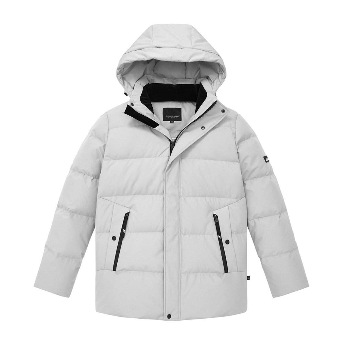  太平鸟男装outlets店羽绒服