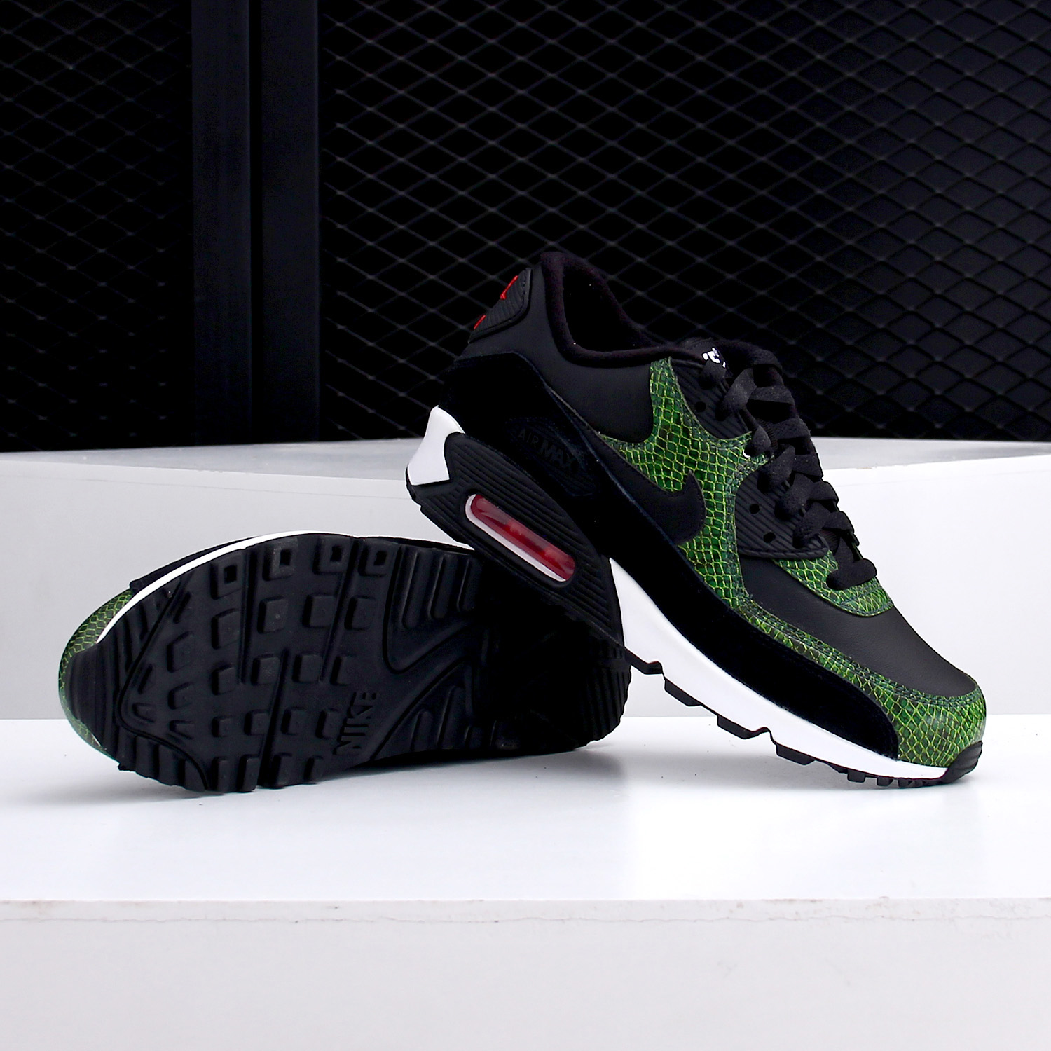 Nike/耐克正品Air Max90 Python蛇纹男女同款休闲鞋 CD0916-100