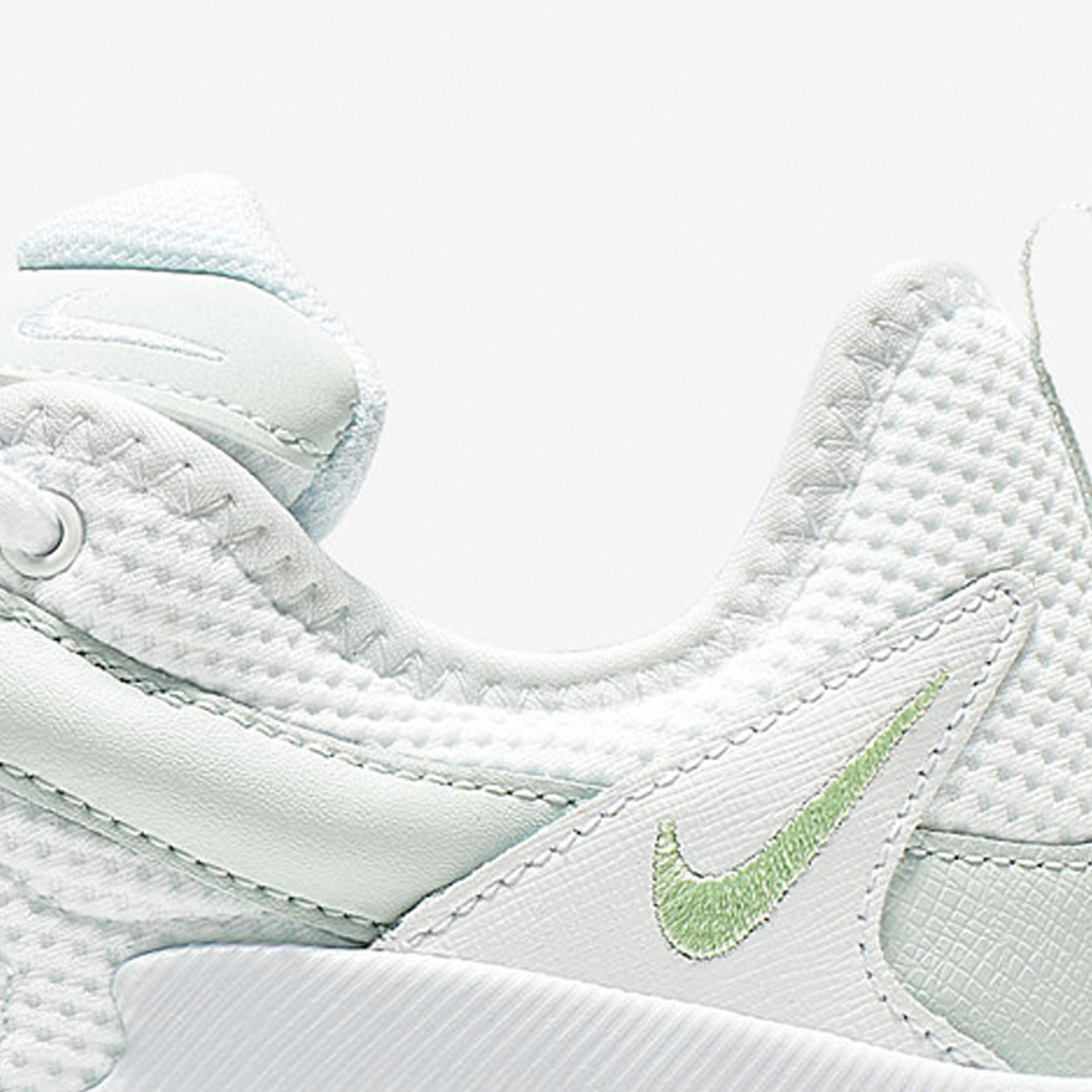 Nike/耐克正品运动透气女子低帮系带厚底休闲鞋AT4404-102 - 图2