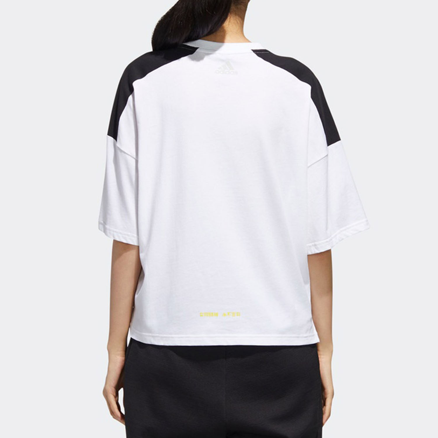 Adidas/阿迪达斯正品 夏季新款女子运动型格短袖T恤 GK8740 - 图2