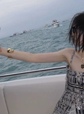 女式山茶花Jennie同款choker包邮