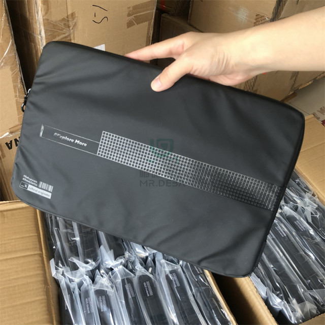 Black anti-level storage bag for men and women light and simple storage protection bag