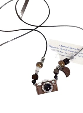 毛衣链百搭复古轻奢配饰相机小众个性珍珠项链棕色设计女长链