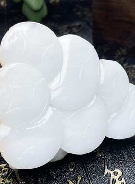 新疆和田玉金蟾摆件黄皮白肉把件纯手工雕刻招财精品 大金蟾收藏