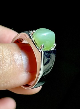 收藏级纯天然银镶俄碧戒指 冰底猫眼无黑点蛋面 设计款碧玉指环