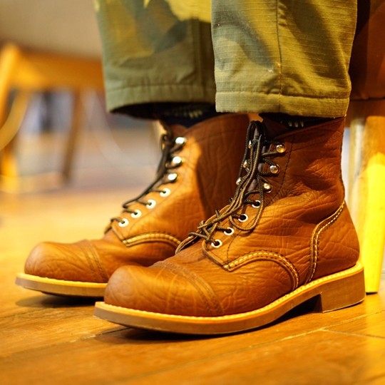 粗狂北美野牛皮固特异工艺8111伞兵靴男机车马丁靴短靴子百搭复古