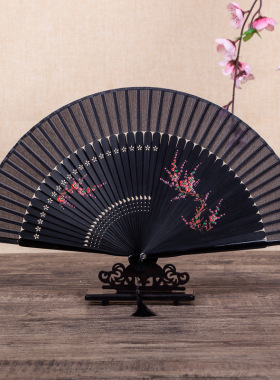 轩缘阁其他特色工艺品大红色女
