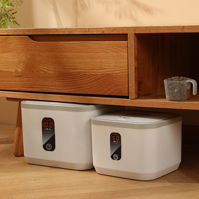 宠物储粮桶日式简约密封狗粮猫粮桶大容量零食收纳家用密封罐,淘宝优惠券,粉丝福利购,淘宝优惠卷