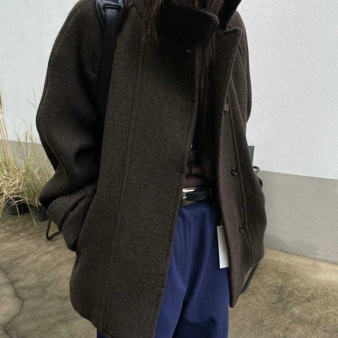 现2025春款新女芯宝韩国代购atmosphere气质系扣立领羊毛大衣外套 - 图1