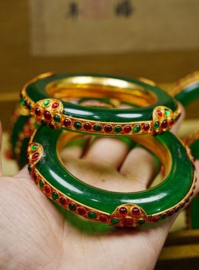 古玩古董玉石玉器收藏清黄铜包金老翠玉帝王绿手镯玉镯一盒收藏品