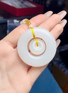 天山翠白玉新疆和田绿玉项链男女无事牌毛衣链结缘保平安扣圆珠链