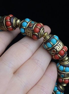 古玩漆器首饰盒内珍藏尼泊尔回流手串和藏银镶嵌老玛瑙天珠戒指