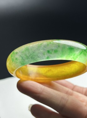 高品质飘绿花玉石手镯高冰种真玉玉手镯石英岩玉石翡翠色玉镯子