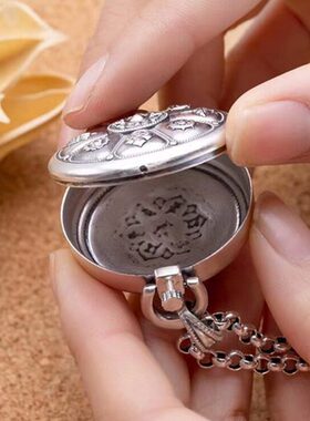 民族风复古嘎乌盒八吉祥空心可打开装东西大个银盒子吊坠银饰挂件