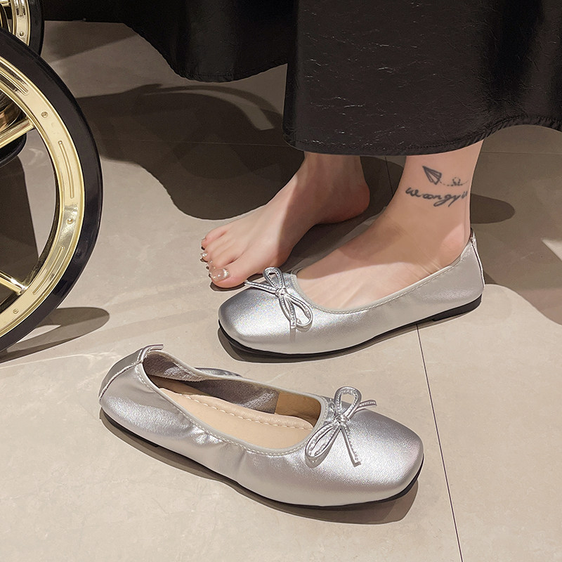 法式蝴蝶结银色单鞋女平底温柔配裙子蛋卷鞋复古一脚蹬奶奶鞋瓢鞋