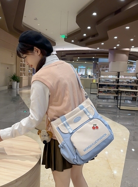 2023新款日韩女包通用女包时尚百搭外出大容量多功能斜挎包学生包