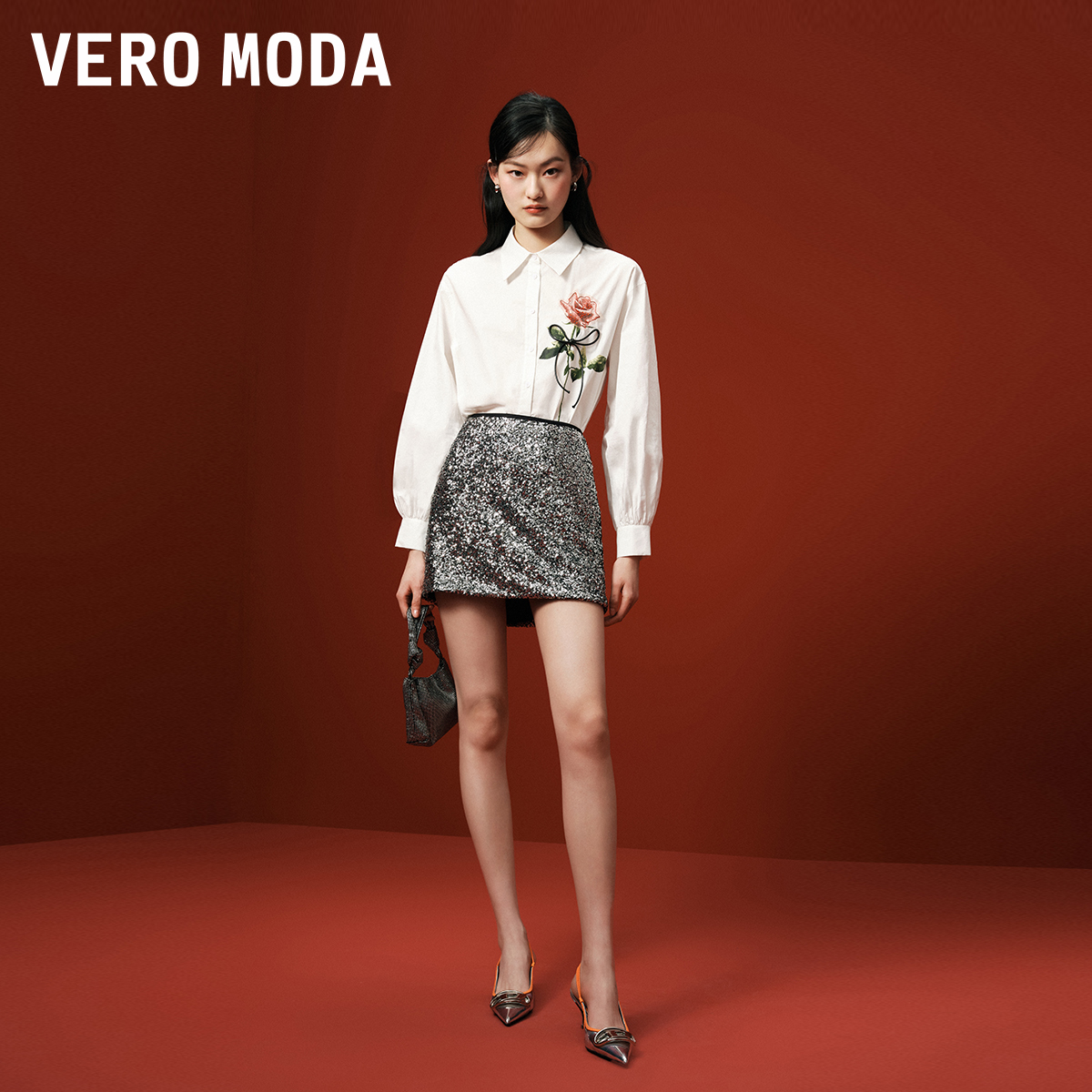 Vero Moda衬衫女2024春夏新款纯棉百搭通勤时尚宽松玫瑰印花衬衣