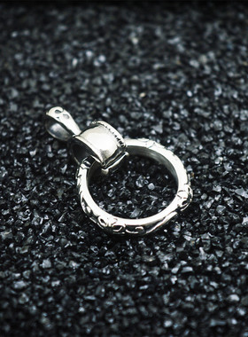 欧美克罗星戒指图腾钛钢吊坠项链