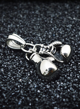 钛钢健身运动拳击手套吊坠项链