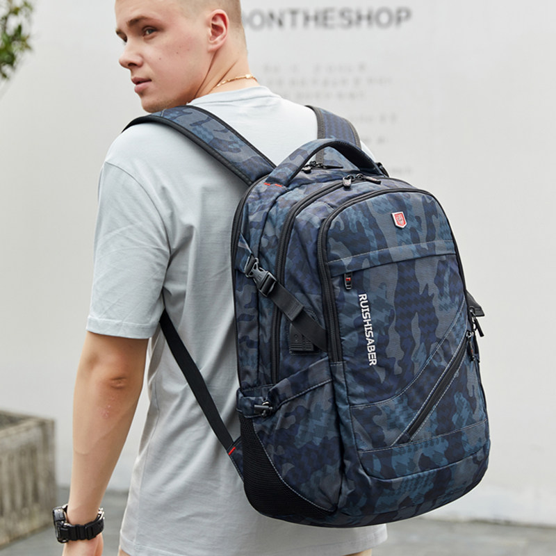  伊努博双肩背包