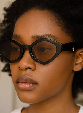 2026 Female Cat-Eye Sunglasses Durable PA Frame Semi
