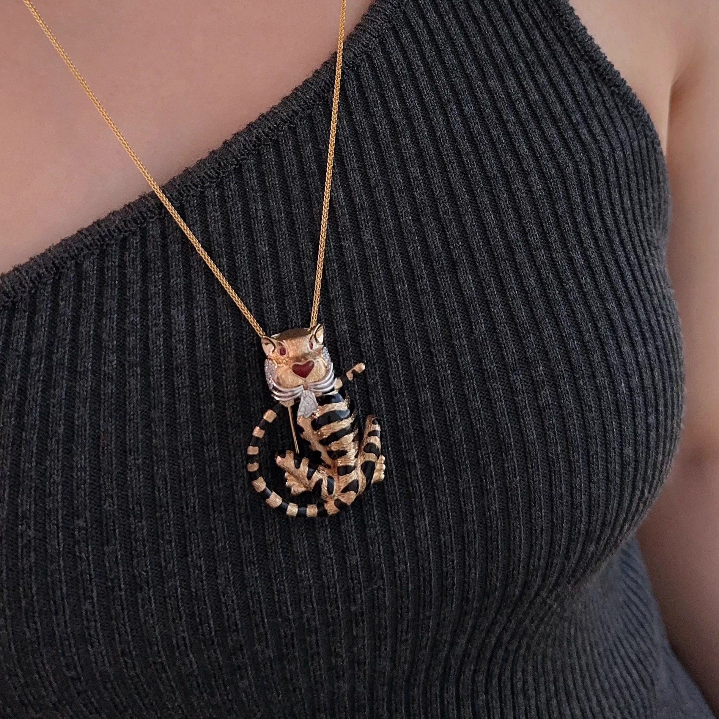 宝创集18K金约0.07克拉天然红宝石钻石豹豹虎两用款萌宠吊坠礼物,淘宝优惠券,粉丝福利购,淘宝优惠卷