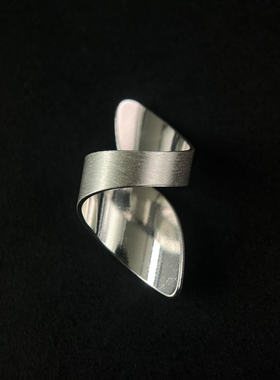 S925银不规则银色哑光拉丝戒指女