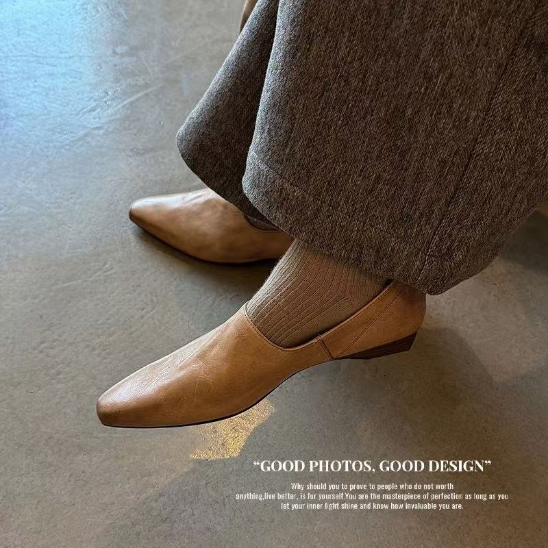 杏头坡跟橡胶胶粘工艺头层猪皮深口单鞋,淘宝优惠券,粉丝福利购,淘宝优惠卷